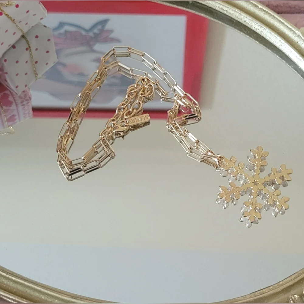 NWOT Sugarfix by Baublebar Snowflake Necklace - Picture 6 of 7
